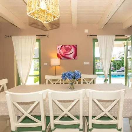 Igo By Istrialux Villa